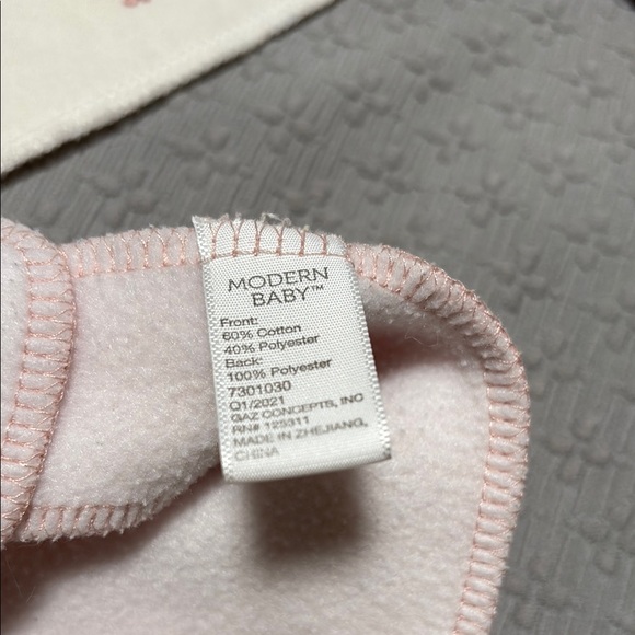 Floral and Solid Baby Bandana Bib Set - Picture 2 of 3